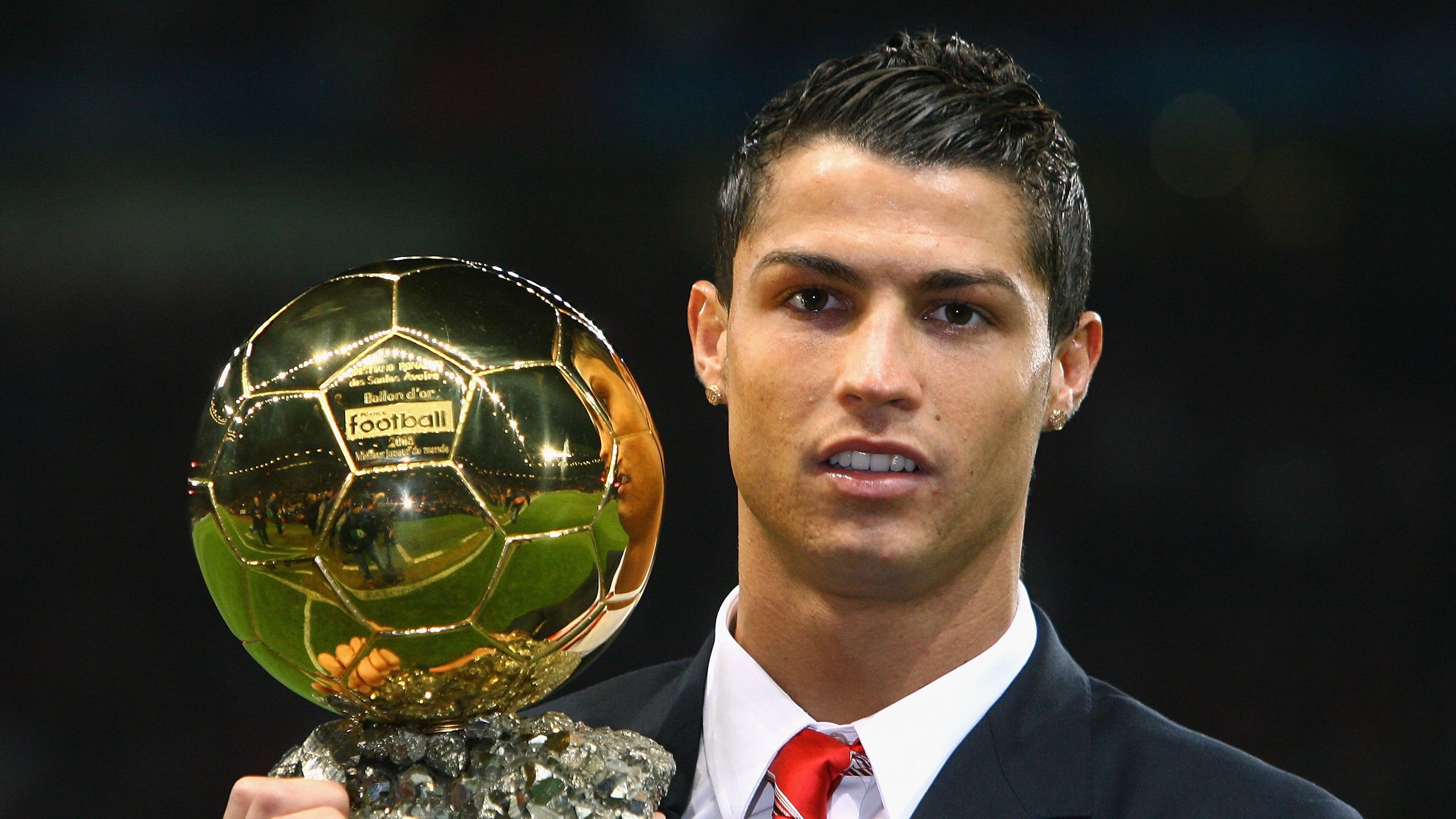 德甲战术多变：布局巧妙，精彩纷呈！，德甲打法特点